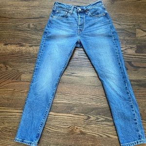 Levi’s 501 skinny size 25